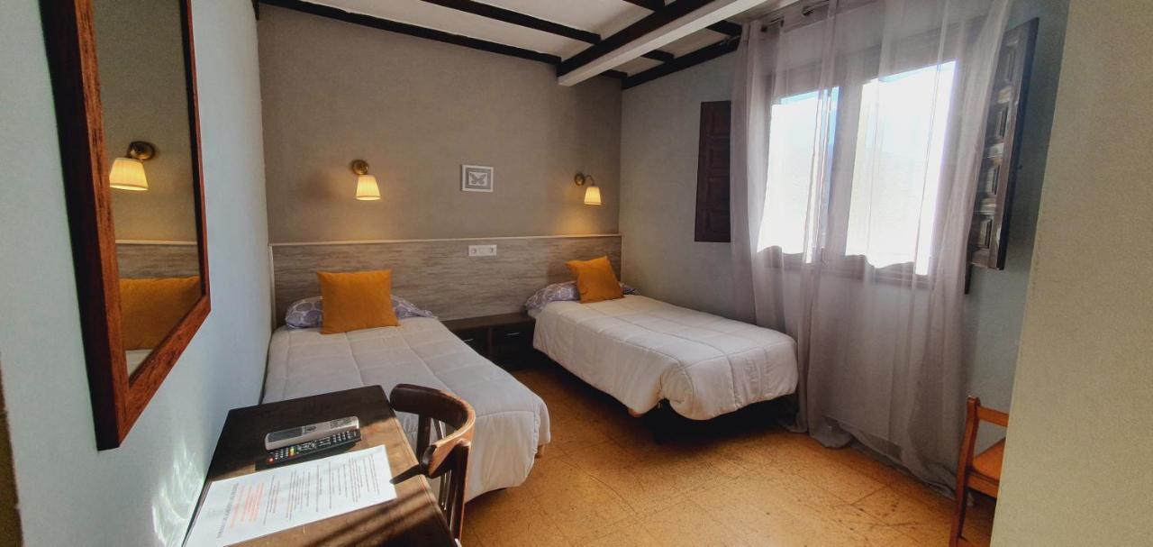 Hotel Juderia Valle Del Jerte Cabezuela Del Valle Luaran gambar
